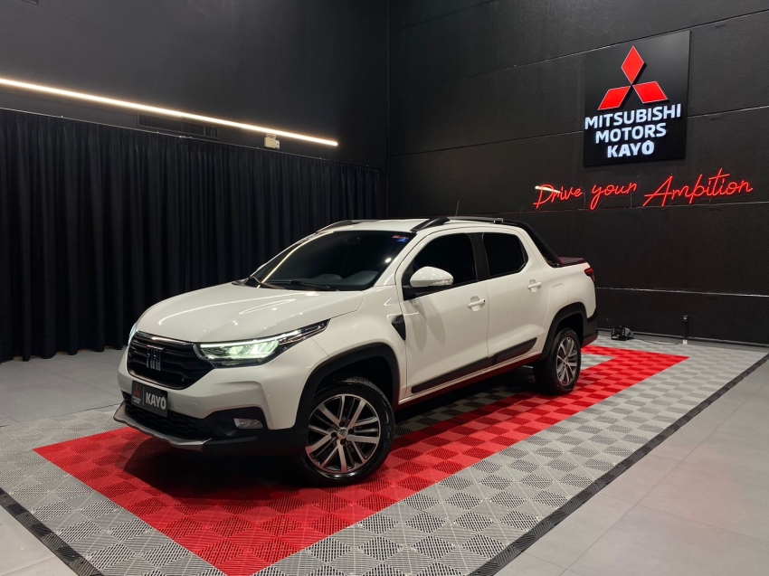 fiat strada 1.3 firefly flex volcano cd cvt 4p automatico 2023