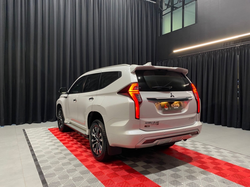 mitsubishi pajero sport 2.4 16v mivec turbo diesel hpe-s awd automatico 4p 202414