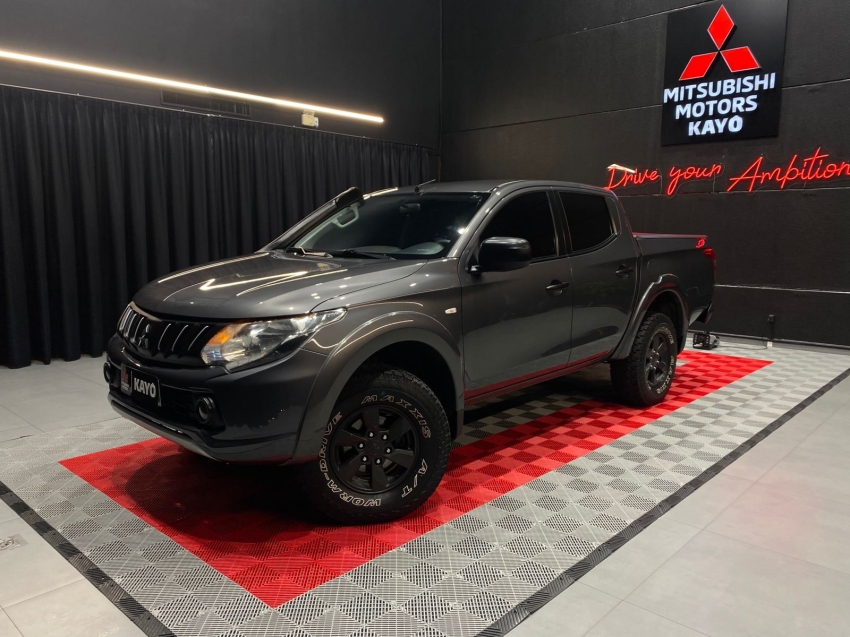 mitsubishi l200 triton 2.4 16v turbo diesel sport gls cd 4p 4x4 manual 2017