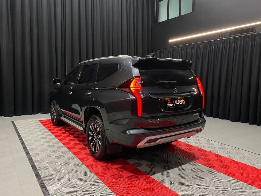 mitsubishi pajero sport 2.4 16v mivec turbo diesel hpe-s awd automatico 4p 202113