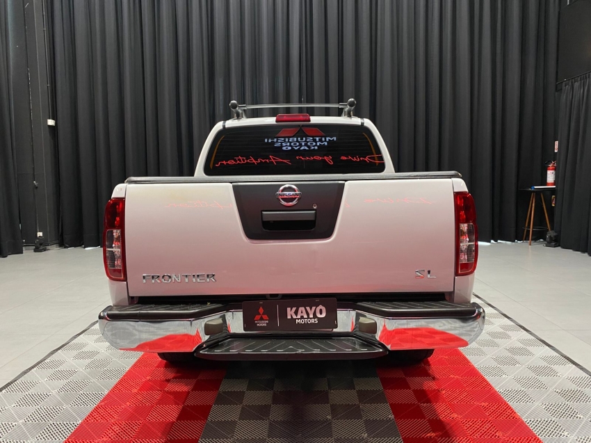 nissan frontier 2.5 sl 4x4 cd turbo eletronic diesel 4p automatico 201513