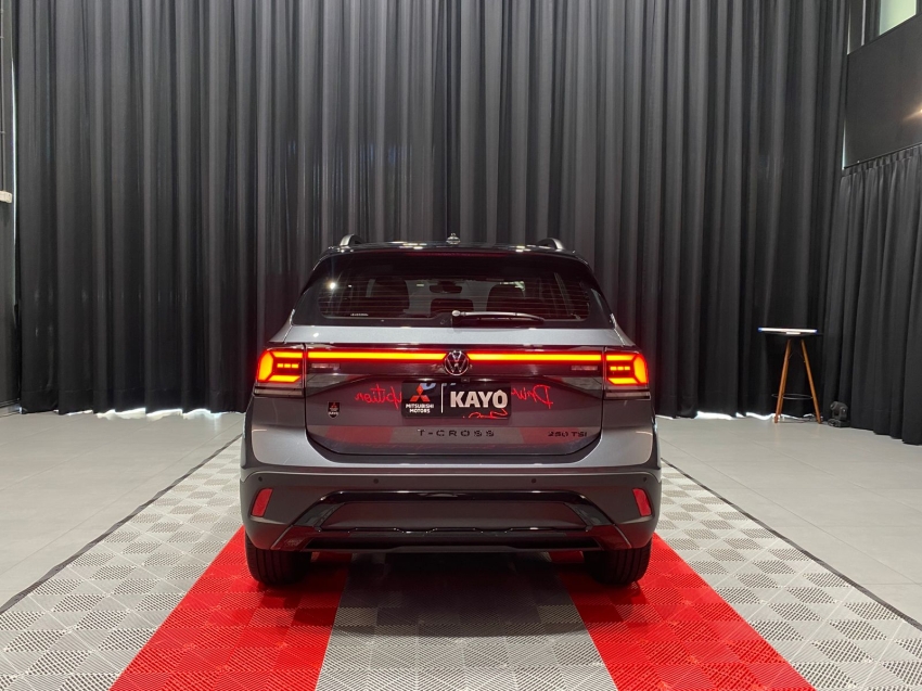 volkswagen t-cross 1.4 250 tsi total flex highline automatico 4p 202513