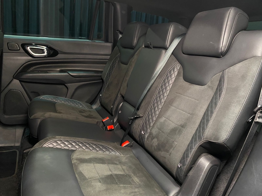 jeep commander 2.0 hurricane 4 turbo gasolina blackhawk at9 4p automatico 202510