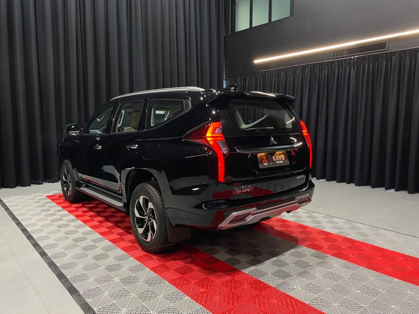 mitsubishi pajero sport 2.4 16v mivec turbo diesel hpe-s awd automatico 4p 202517