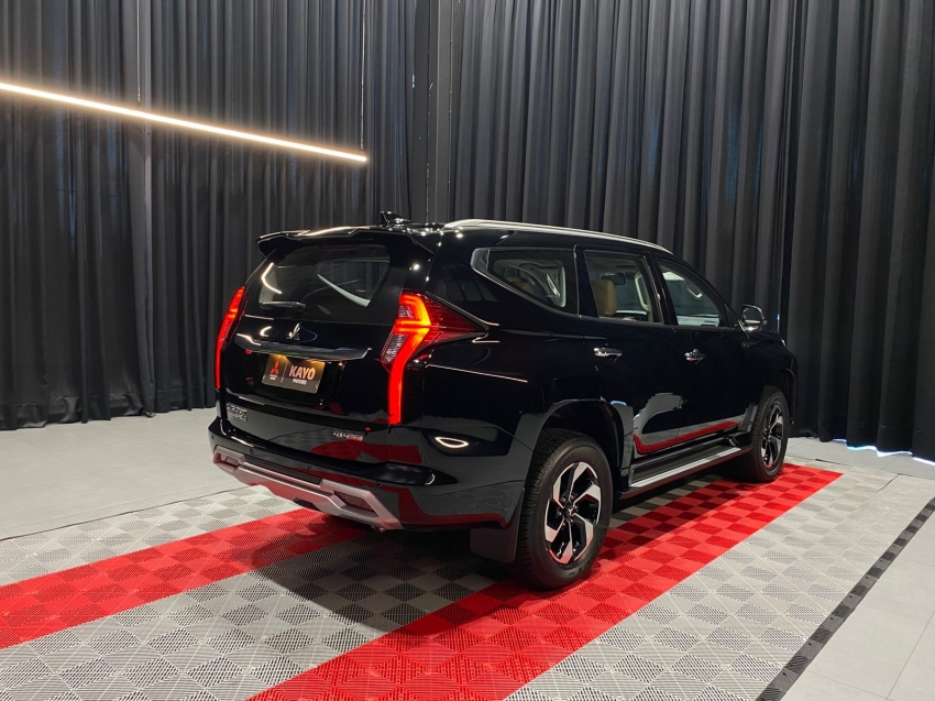 mitsubishi pajero sport 2.4 16v mivec turbo diesel hpe-s awd automatico 4p 202514