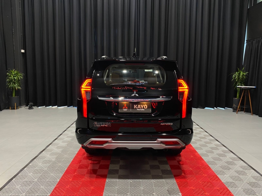 mitsubishi pajero sport 2.4 16v mivec turbo diesel hpe-s awd automatico 4p 202515