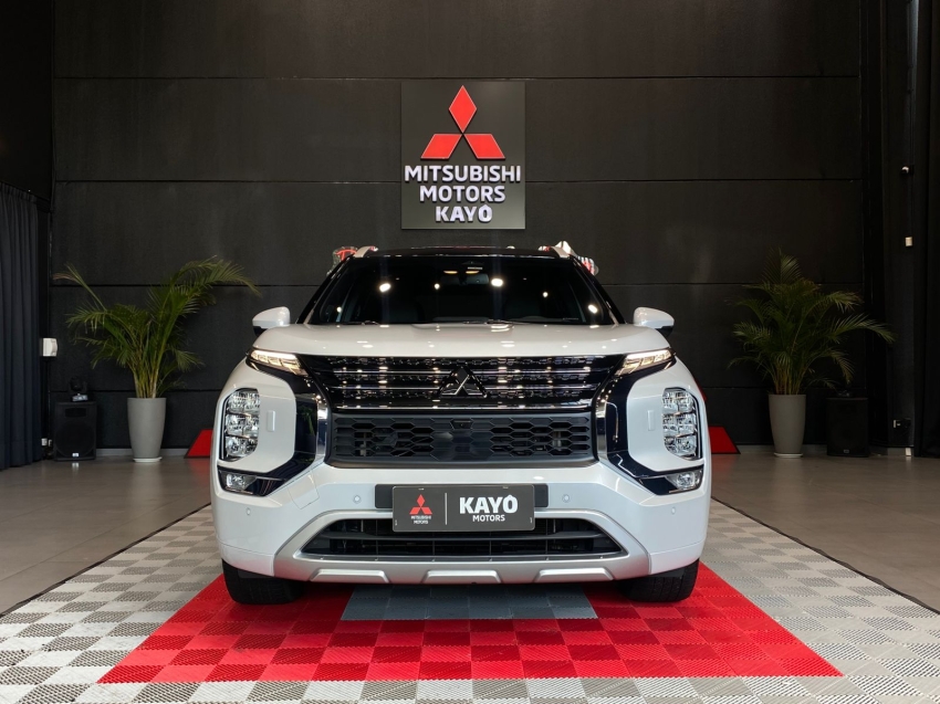 mitsubishi outlander 2.4 phev signature s-awc dht hibrido 4p automatico 20261