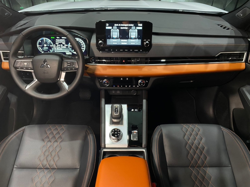 mitsubishi outlander 2.4 phev signature s-awc dht hibrido 4p automatico 20265