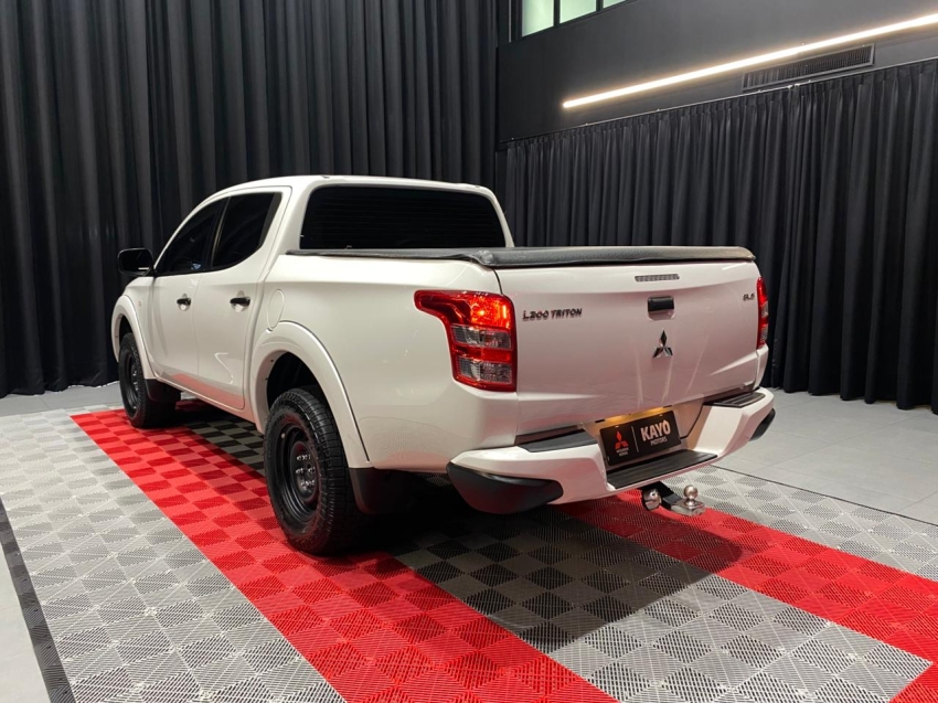 mitsubishi l200 triton 2.4 16v turbo diesel gls cd 4x4 automatico 4p 202313