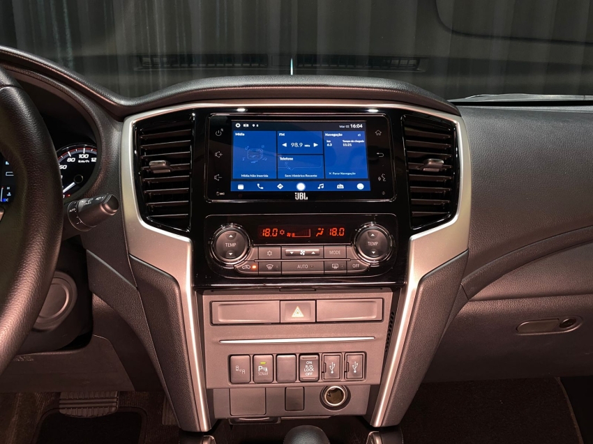 mitsubishi l200 triton 2.4 turbo diesel 4x4 at sport hpe-s 4p automatico 20246