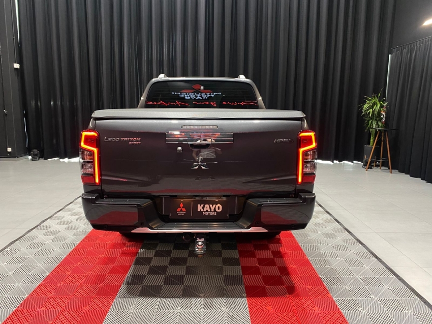 mitsubishi l200 triton 2.4 16v turbo diesel sport hpe-s cd 4p 4x4 automatico 202412