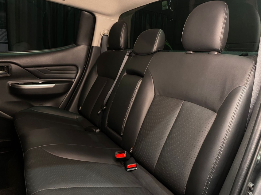 mitsubishi l200 triton 2.4 16v turbo diesel sport hpe-s cd 4p 4x4 automatico 20249