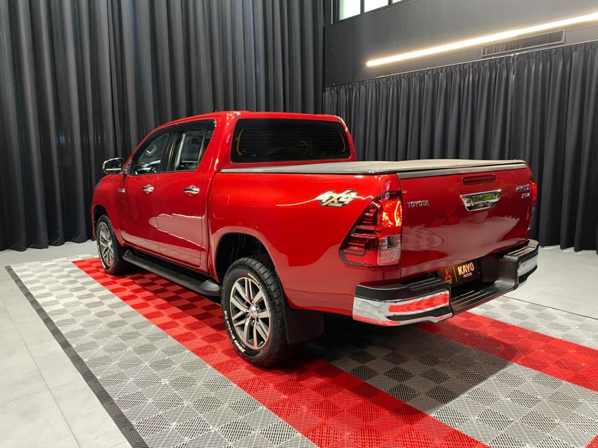 toyota hilux 2.8 srv 4x4 cd 16v diesel 4p automatico 202015