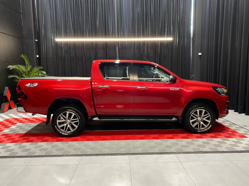 toyota hilux 2.8 srv 4x4 cd 16v diesel 4p automatico 202016