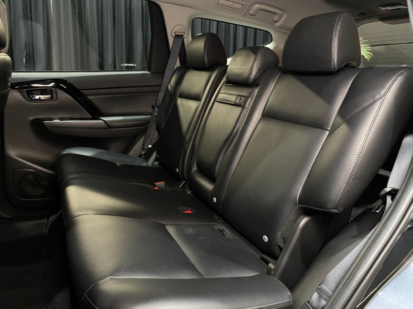 mitsubishi pajero sport 2.4 16v mivec turbo diesel legend awd automatico 4p 202512