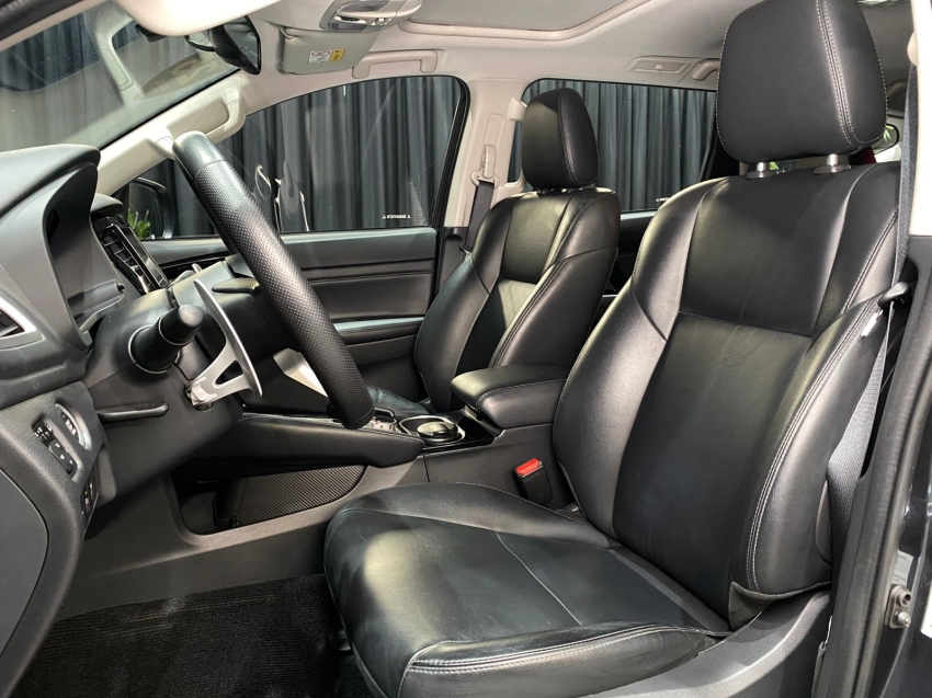 mitsubishi pajero sport 2.4 16v mivec turbo diesel legend awd automatico 4p 202510