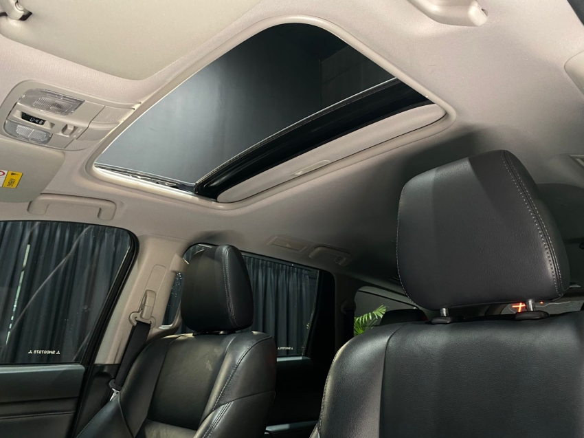 mitsubishi pajero sport 2.4 16v mivec turbo diesel legend awd automatico 4p 202511