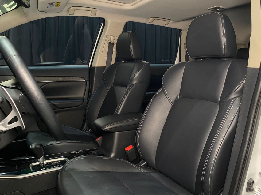 mitsubishi outlander 2.2 mivec di-d diesel hpe-s awd automatico 4p 20227