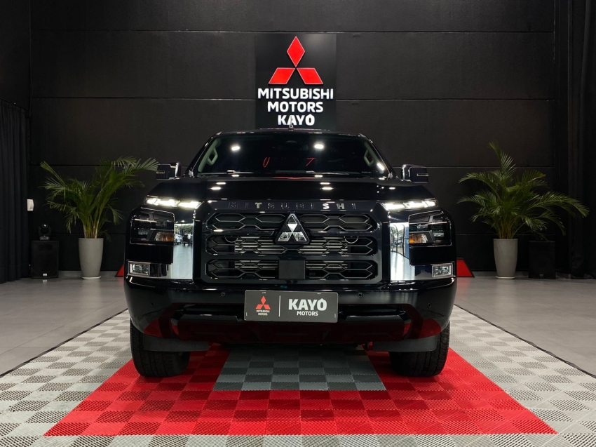 mitsubishi triton 2.4 biturbo diesel hpe-s 4x4 automatico 4p 20261