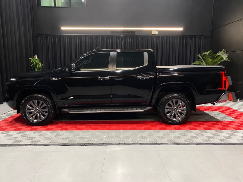 mitsubishi triton 2.4 biturbo diesel hpe-s 4x4 automatico 4p 202616