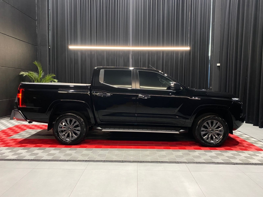 mitsubishi triton 2.4 biturbo diesel hpe-s 4x4 automatico 4p 202615