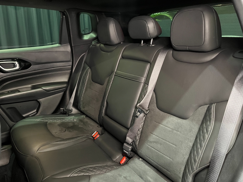 jeep compass 2.0 hurricane 4 turbo gasolina blackhawk at9 4p automatico 202510