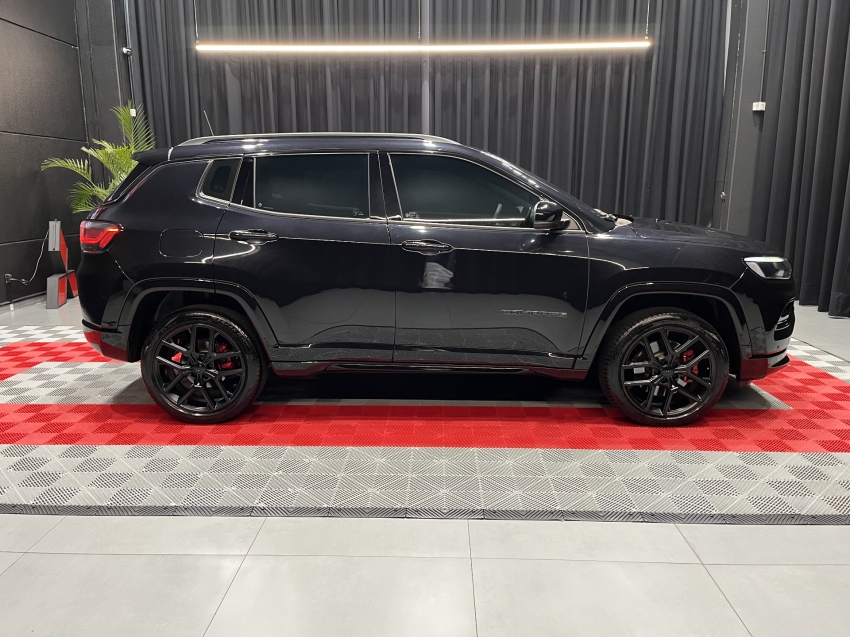 jeep compass 2.0 hurricane 4 turbo gasolina blackhawk at9 4p automatico 202515