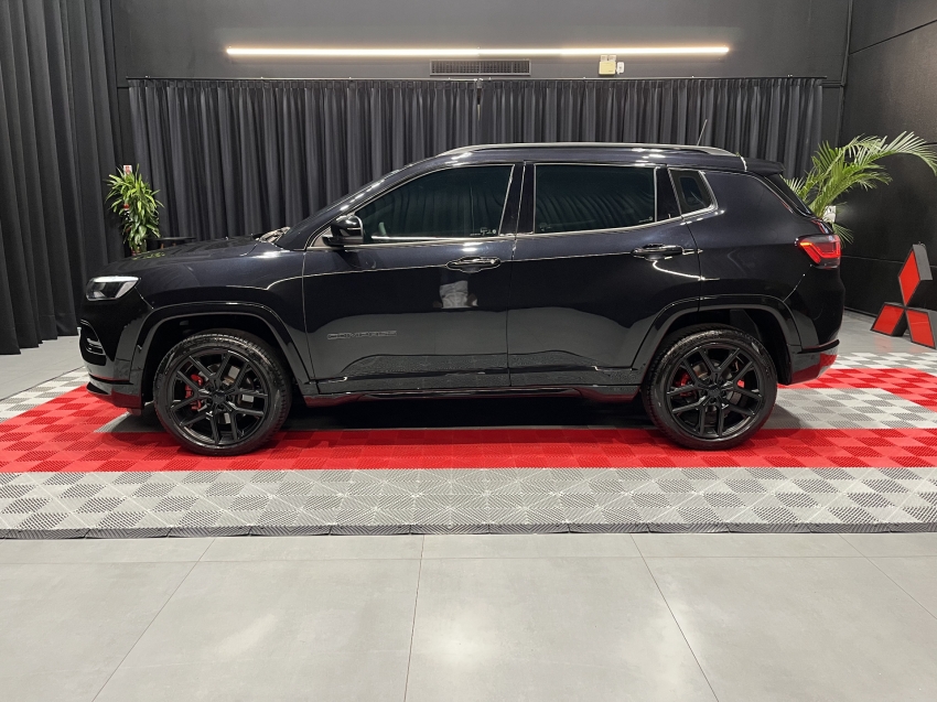 jeep compass 2.0 hurricane 4 turbo gasolina blackhawk at9 4p automatico 202516