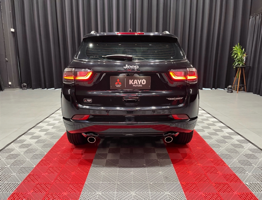 jeep compass 2.0 hurricane 4 turbo gasolina blackhawk at9 4p automatico 202513