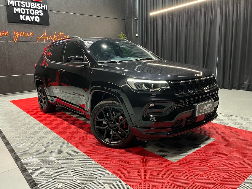 jeep compass 2.0 hurricane 4 turbo gasolina blackhawk at9 4p automatico 2025