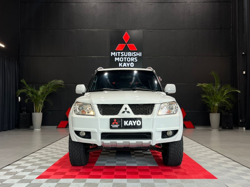 mitsubishi pajero tr4 2.0 4x4 16v 140cv flex 4p manual 20121