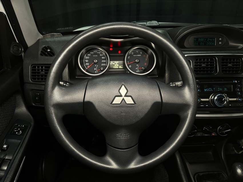 mitsubishi pajero tr4 2.0 4x4 16v 140cv flex 4p manual 20123