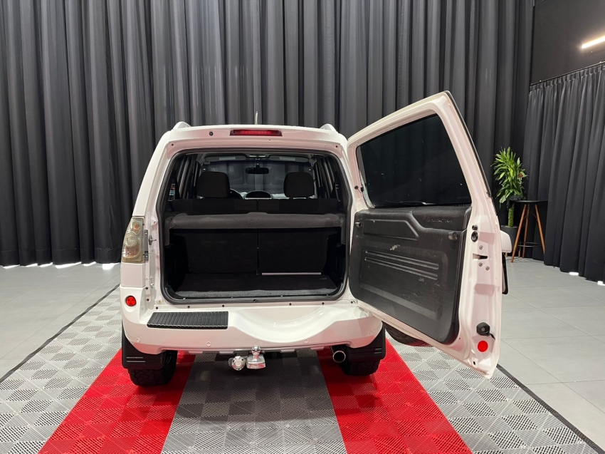 mitsubishi pajero tr4 2.0 4x4 16v 140cv flex 4p manual 201211