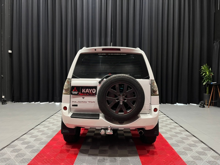 mitsubishi pajero tr4 2.0 4x4 16v 140cv flex 4p manual 201212