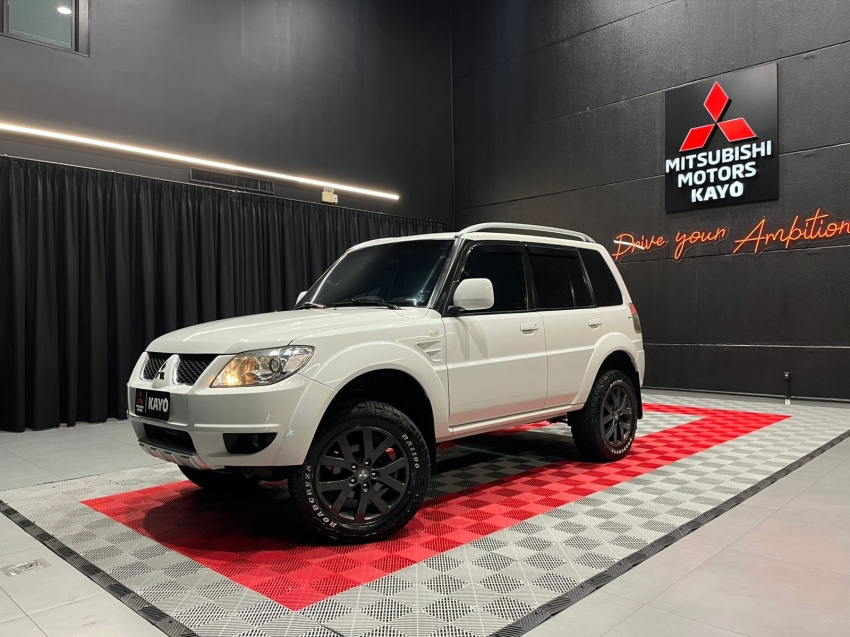 mitsubishi pajero tr4 2.0 4x4 16v 140cv flex 4p manual 20122