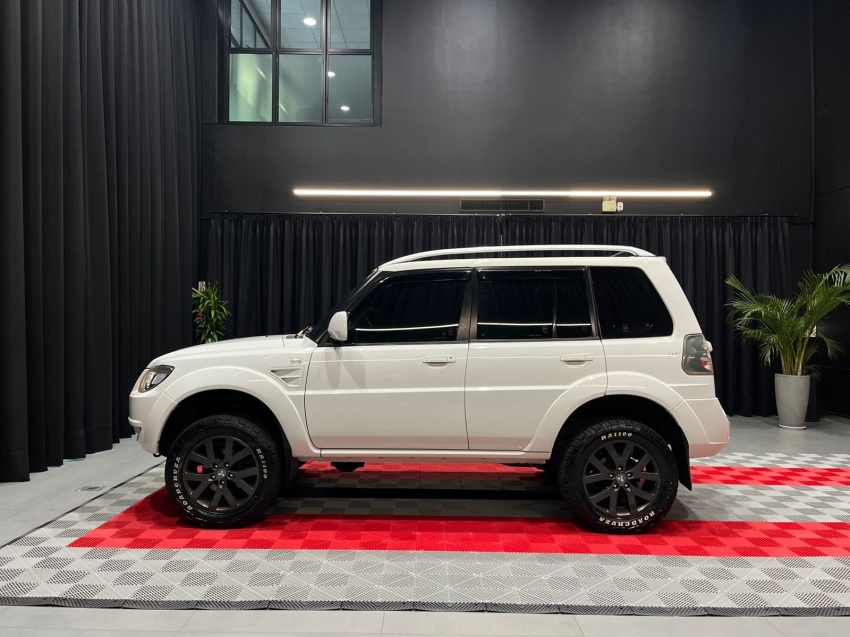 mitsubishi pajero tr4 2.0 4x4 16v 140cv flex 4p manual 201215