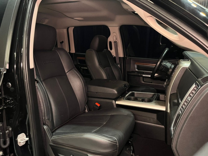 ram 1500 5.7 v8 gasolina limited cd 4x4 automatico 4p 20239