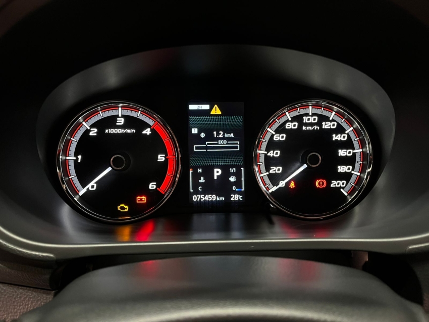 mitsubishi l200 triton 2.4 turbo diesel 4x4 at sport hpe-s 2.3 4p automatico 20244