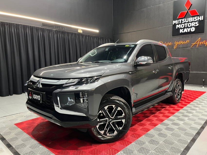 mitsubishi l200 triton 2.4 turbo diesel 4x4 at sport hpe-s 2.3 4p automatico 20242
