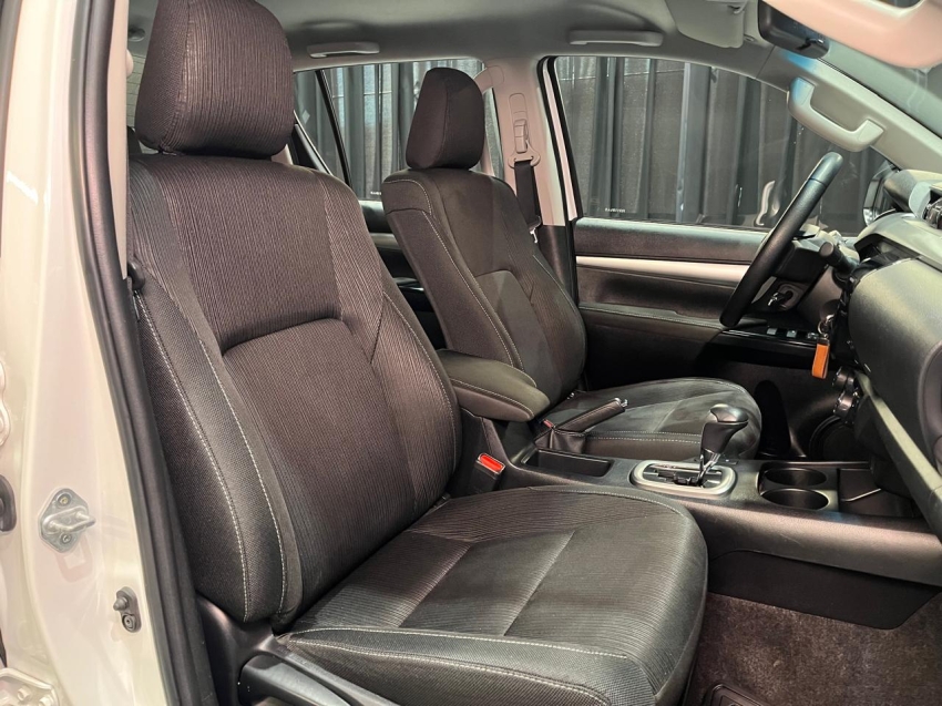toyota hilux 2.8 d-4d turbo diesel cd gr-s 4x4 automatico 2.7 4p 20245