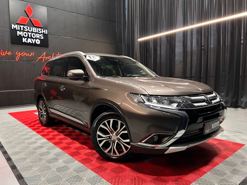 mitsubishi outlander 2.2 4x4 16v diesel 4p automatico 2018