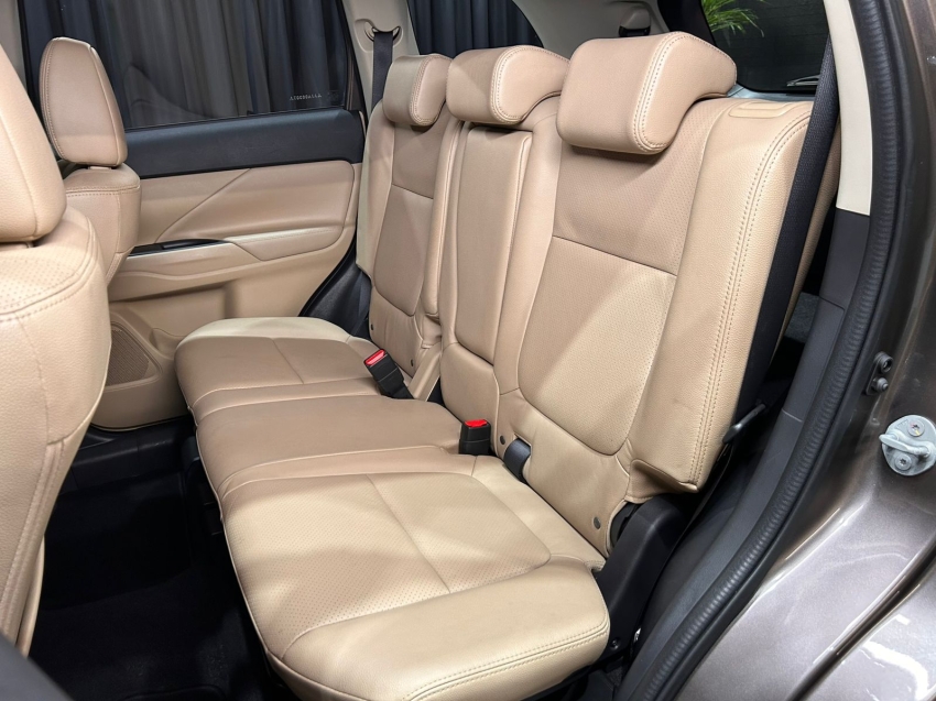 mitsubishi outlander 2.2 4x4 16v diesel 4p automatico 201810
