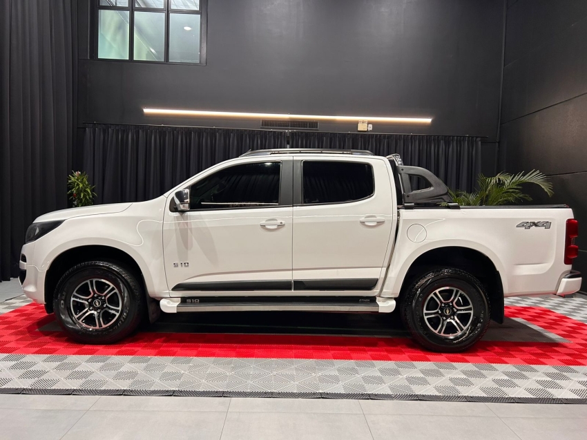 chevrolet s10 2.8 lt 4x4 cd 16v turbo diesel 4p automatico 2.7 201814
