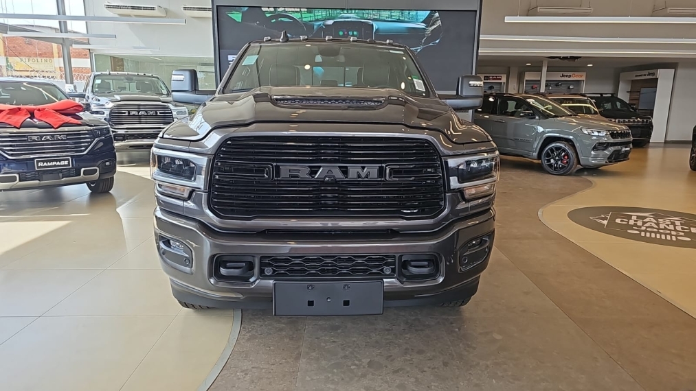 ram 2500 6.7 ds nigth edition.