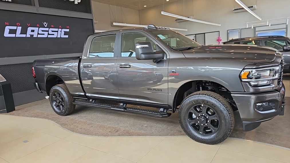 ram 2500 6.7 ds nigth edition.
