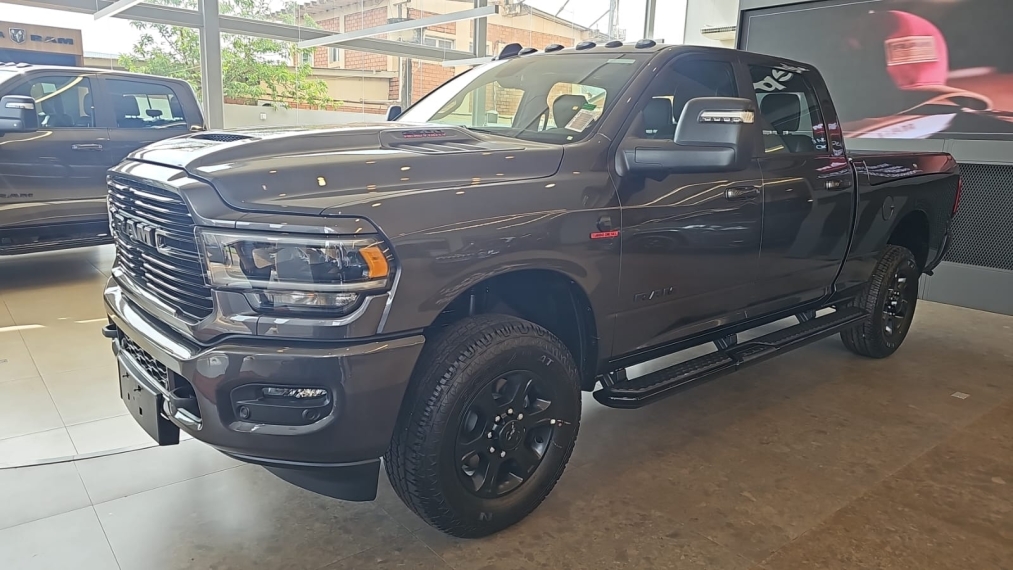 ram 2500 6.7 ds nigth edition. ram 2500 6.7 ds nigth edition.