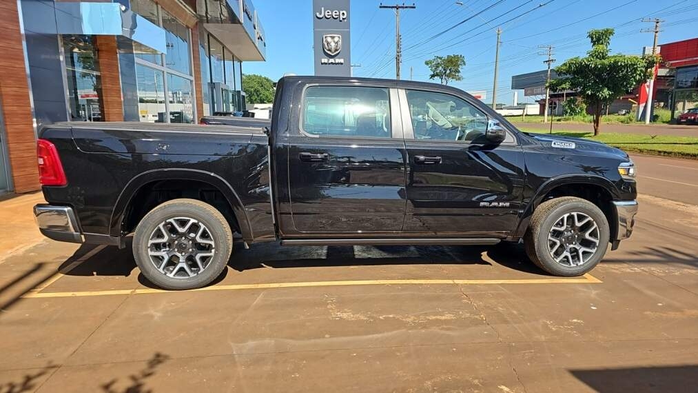 nova ram 1500 laramie 3.0