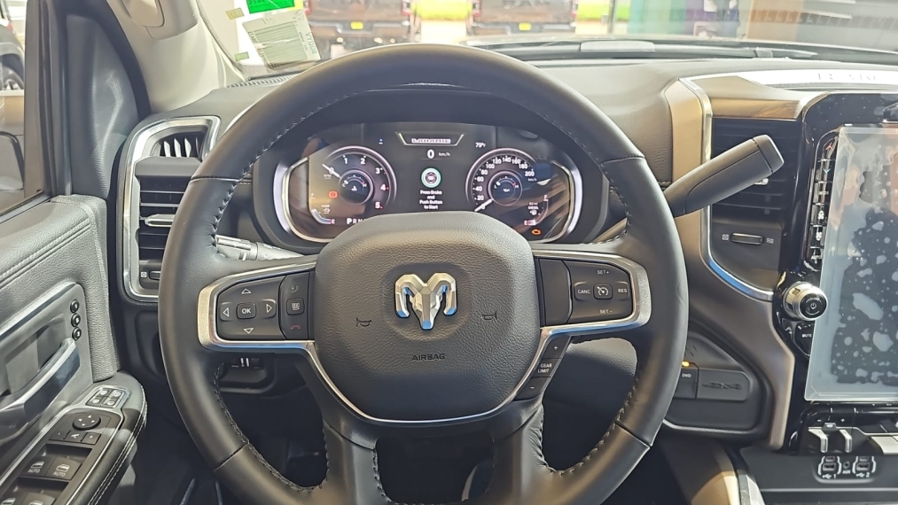 ram 2500 laramie 4x4