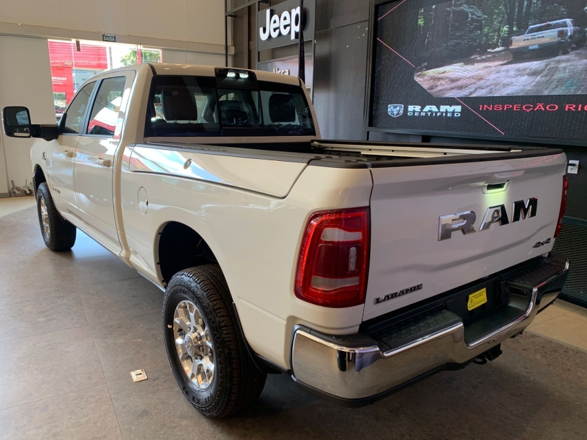 ram 2500 laramie