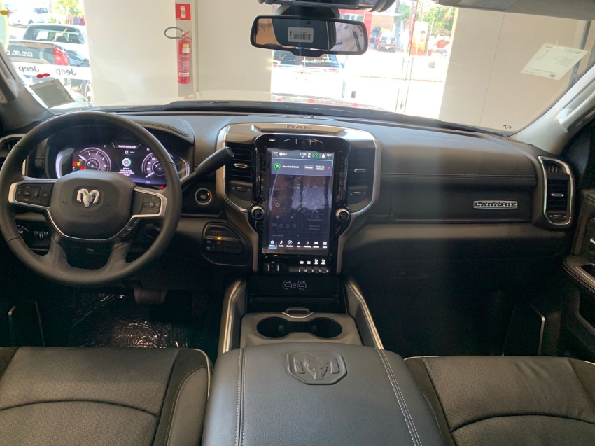 ram 2500 laramie
